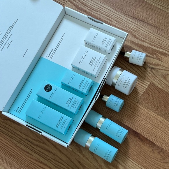 Gift box - Picture 3 of 12